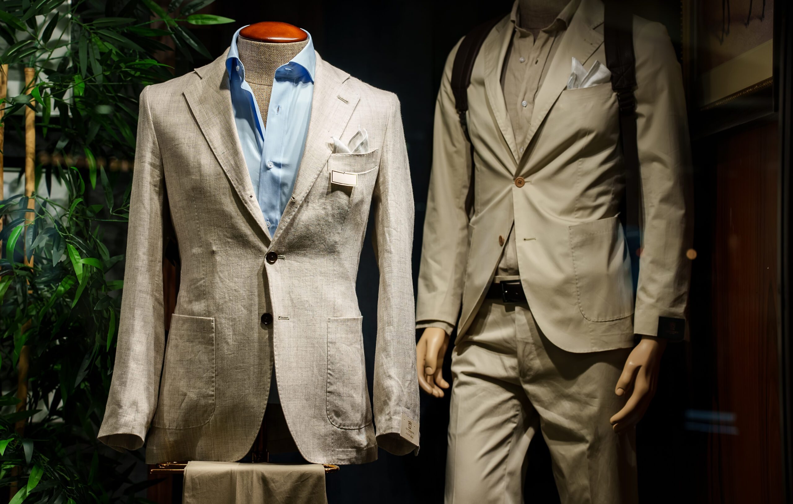 Top Fabric Choices for Bespoke Suits in Tropical Climates: Stay Cool and Stylish